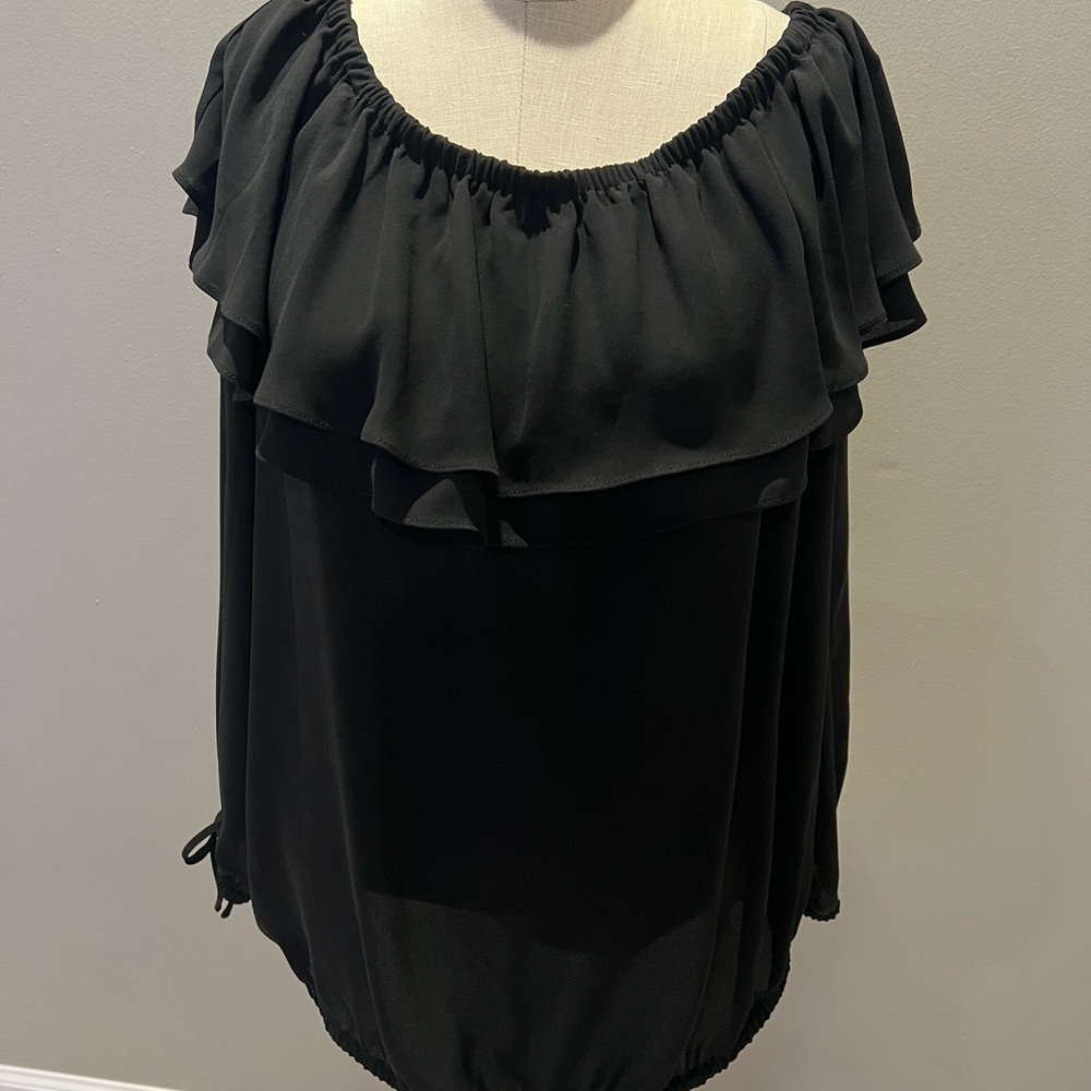 Chic Black Ruffled Blouse